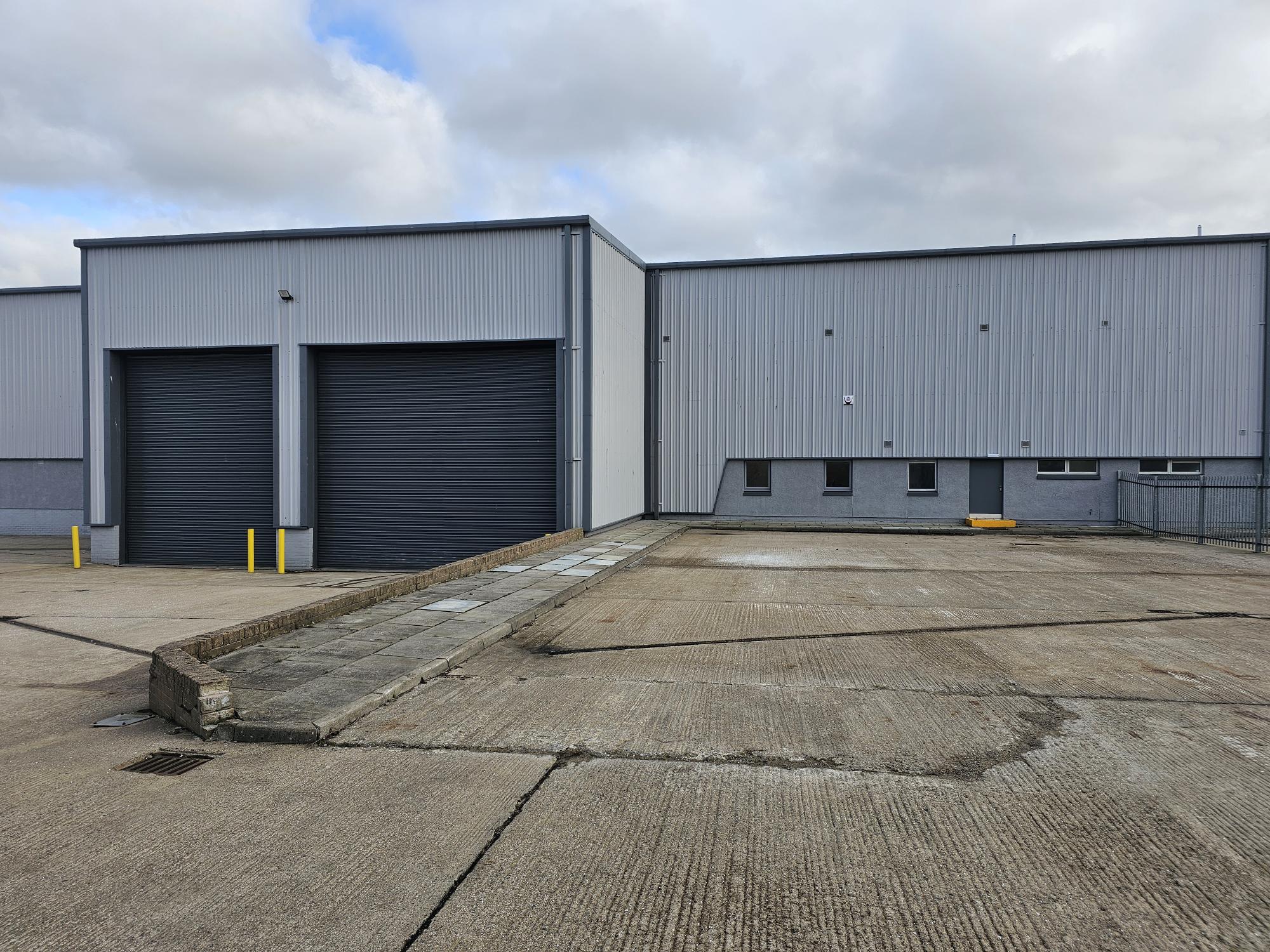 Dyce - office furniture